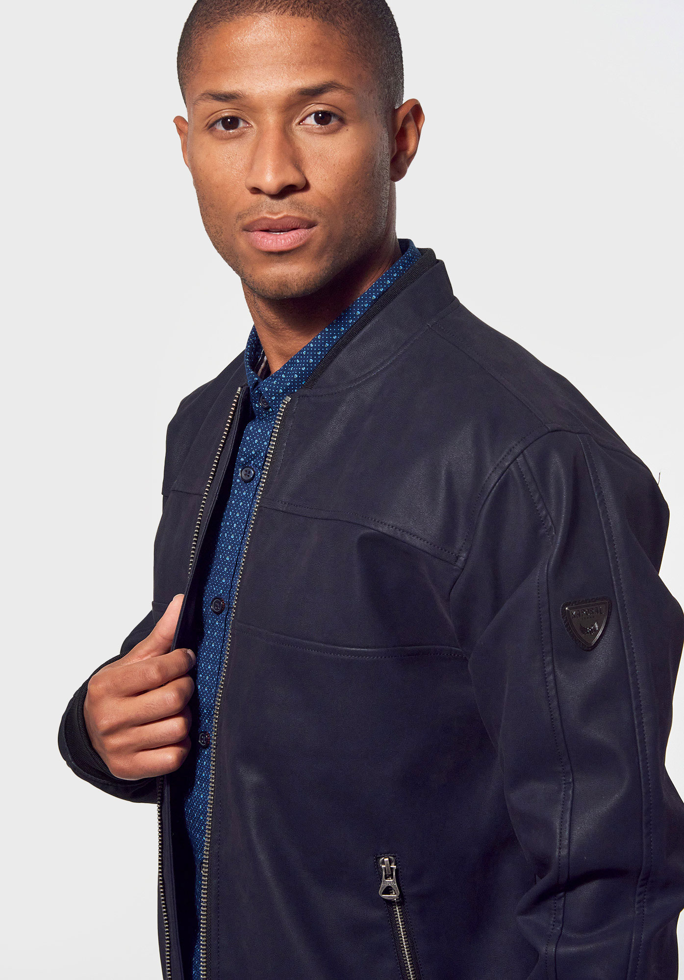 Ares jacket store