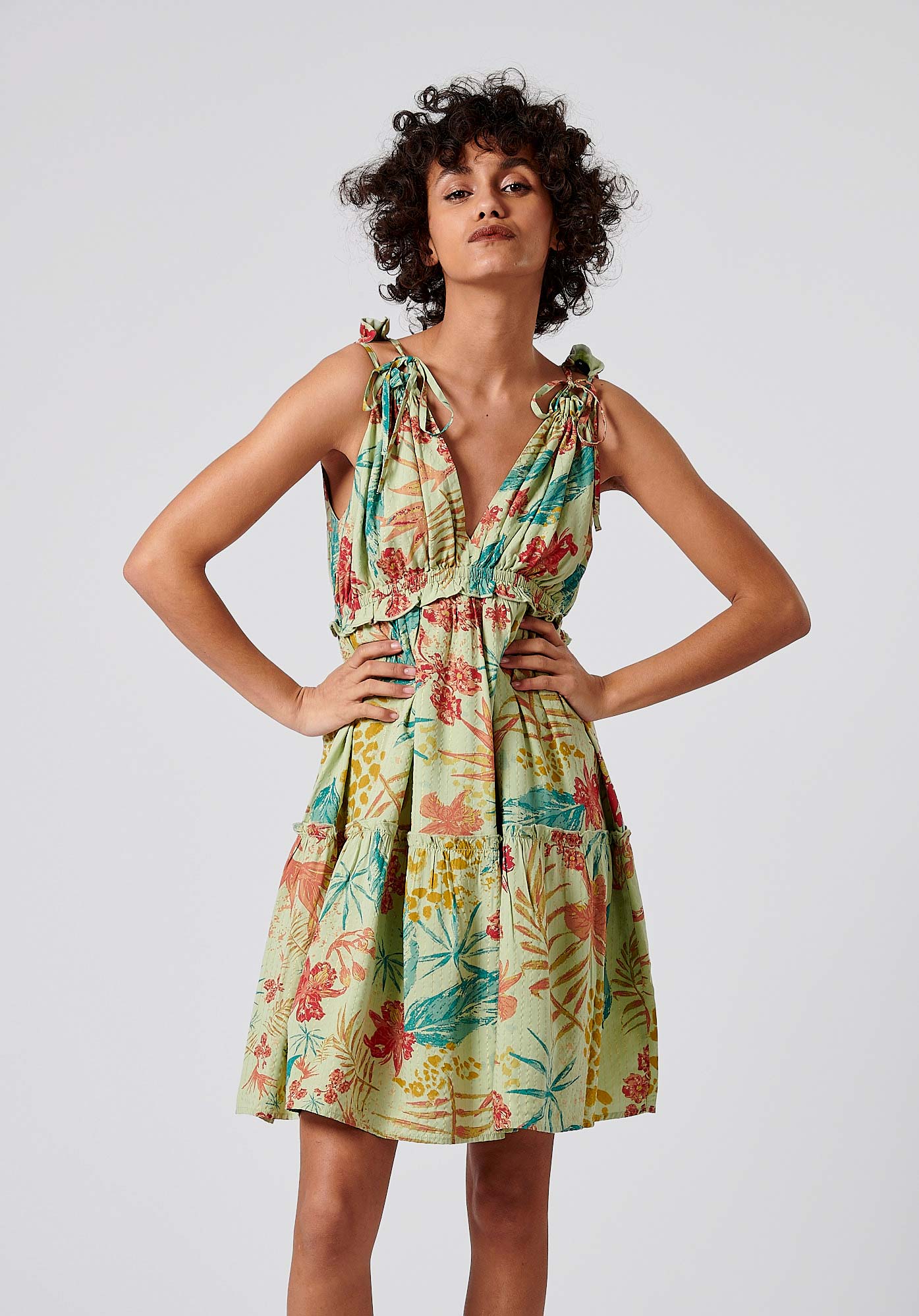 Women s green floral print dress Criss Kaporal
