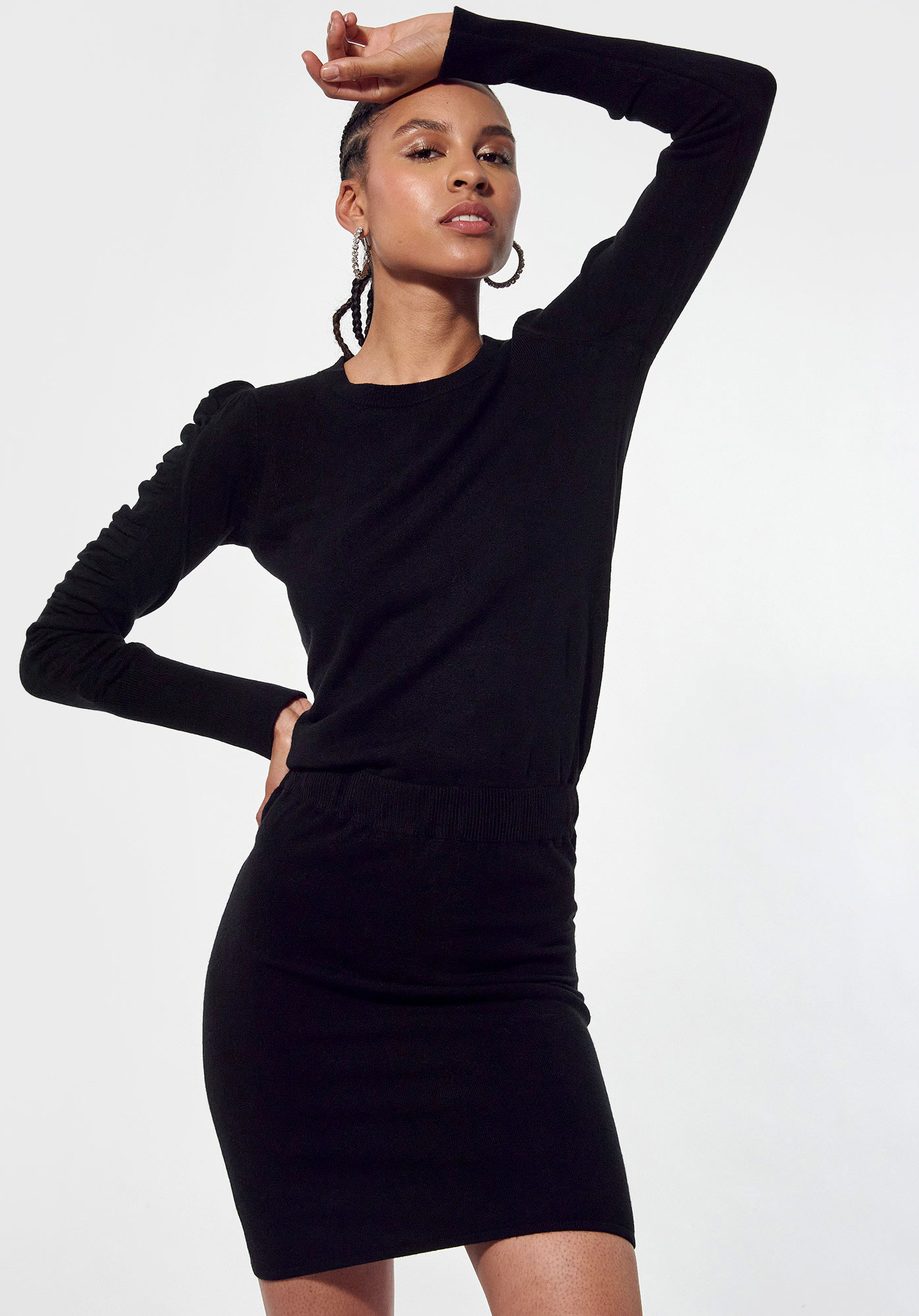 Black skin sale tight dress