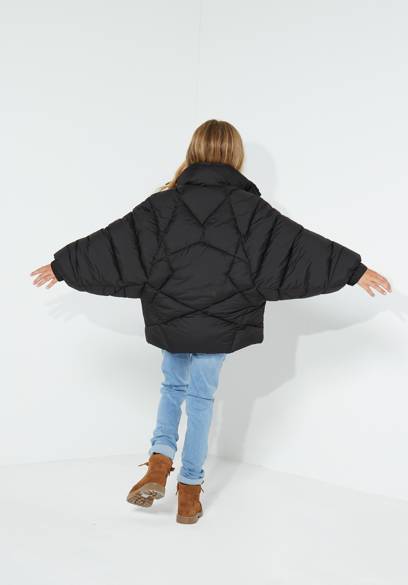 Black puffer jacket with yellow lining hotsell