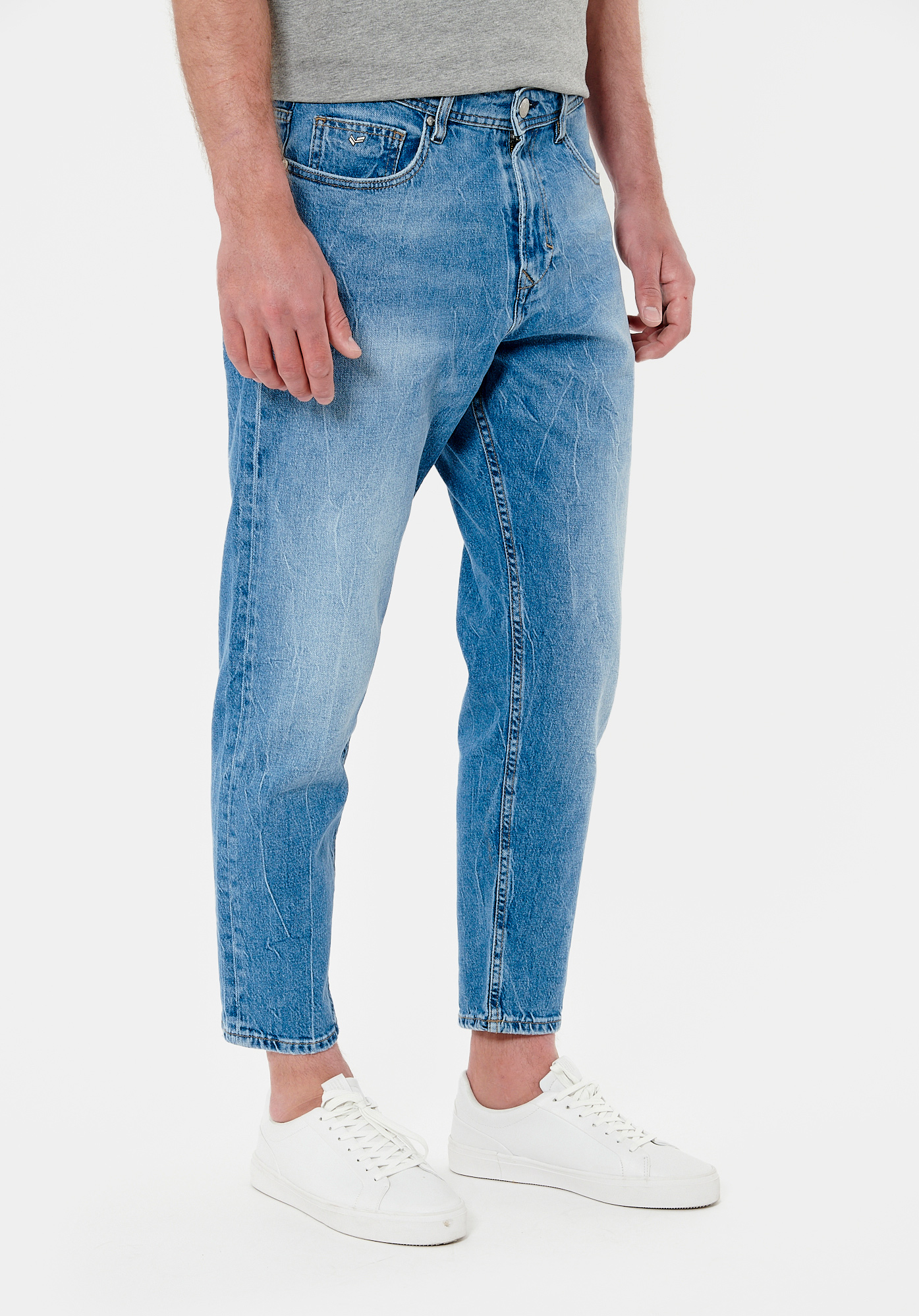 Jeans loose cropped top