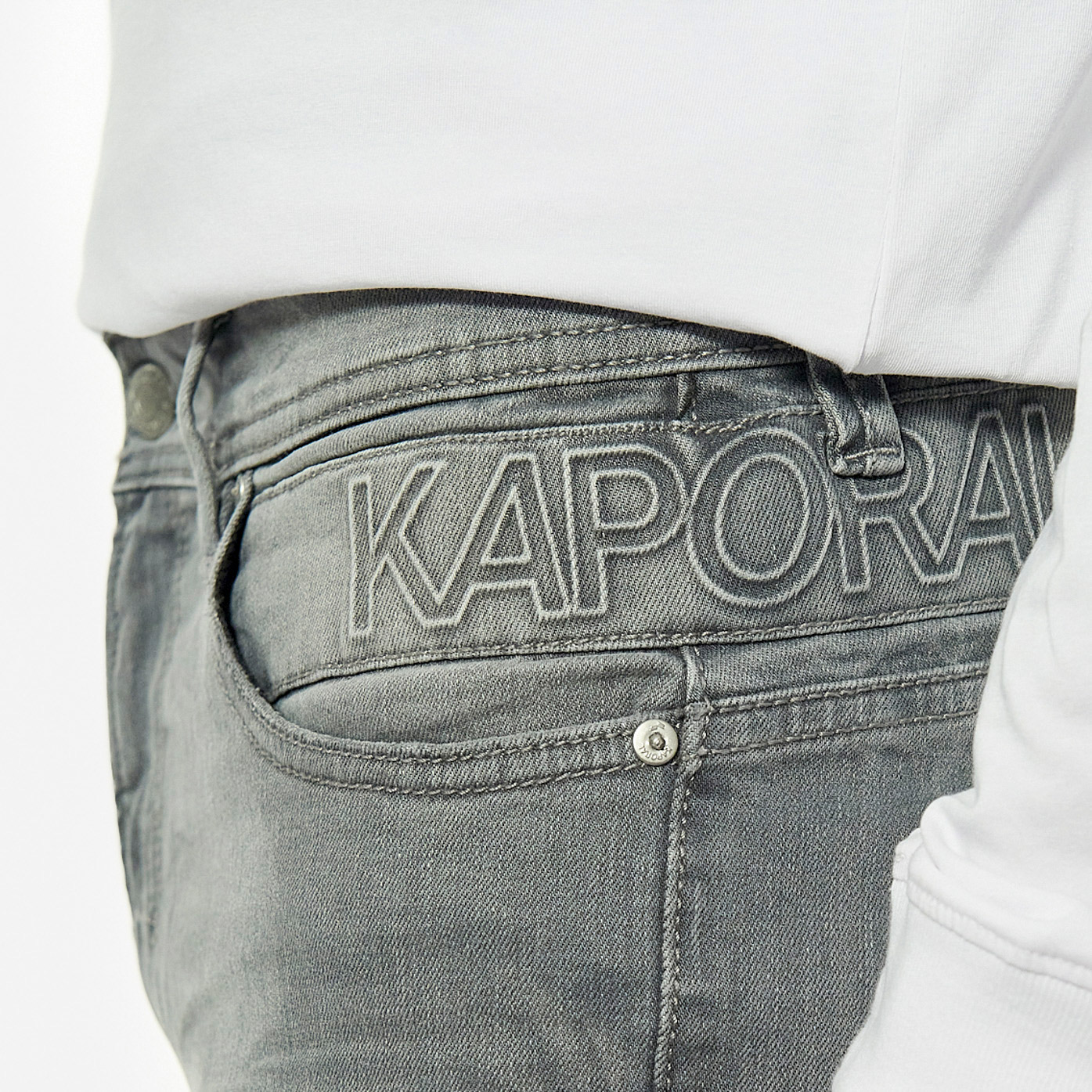 Jean kaporal homme 2025