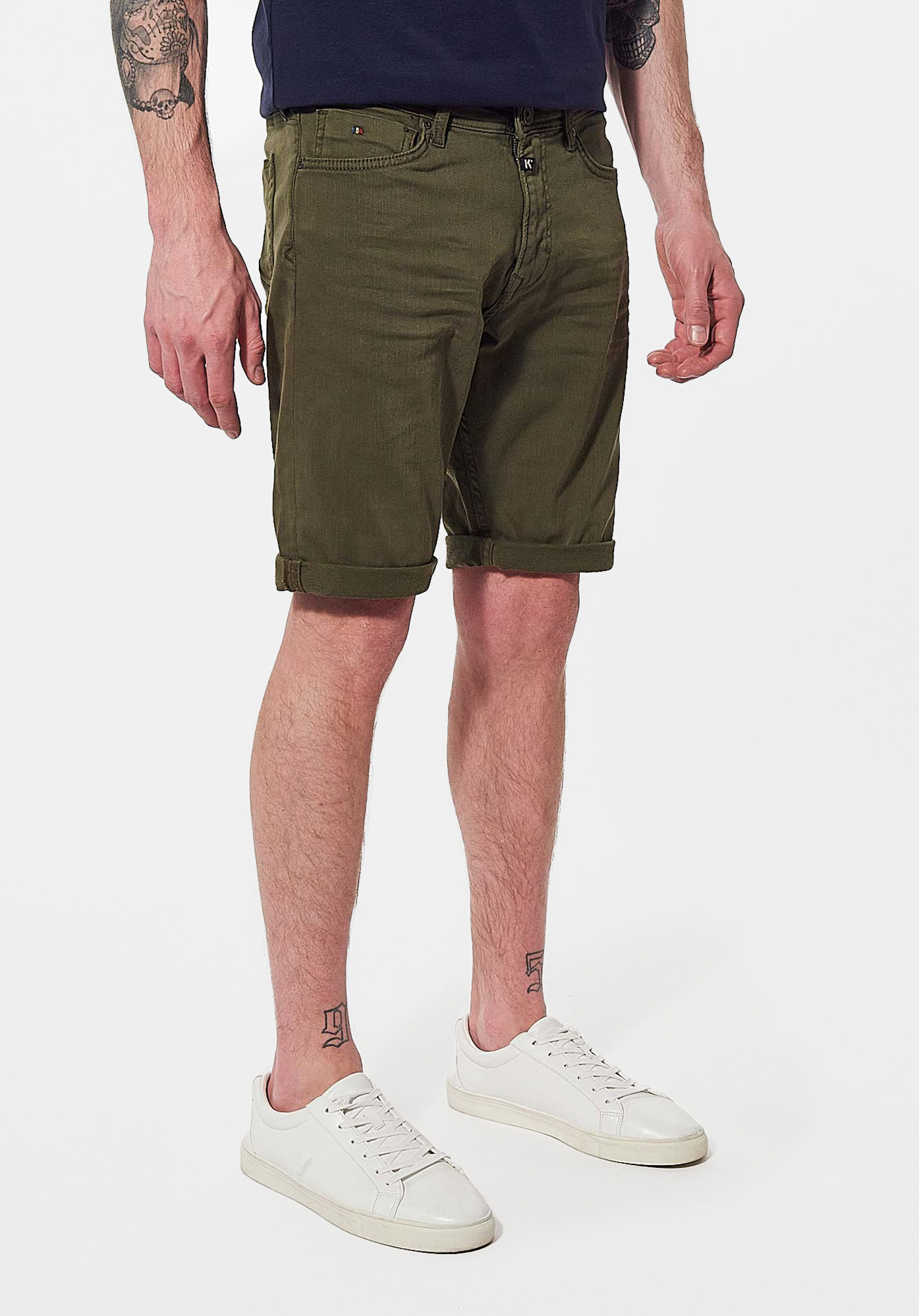 Fitted khaki shorts new arrivals