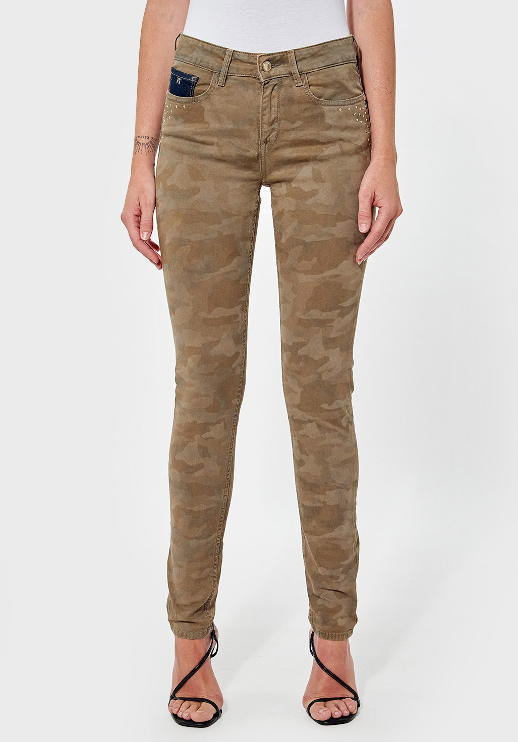 Camo slim fit on sale jeans