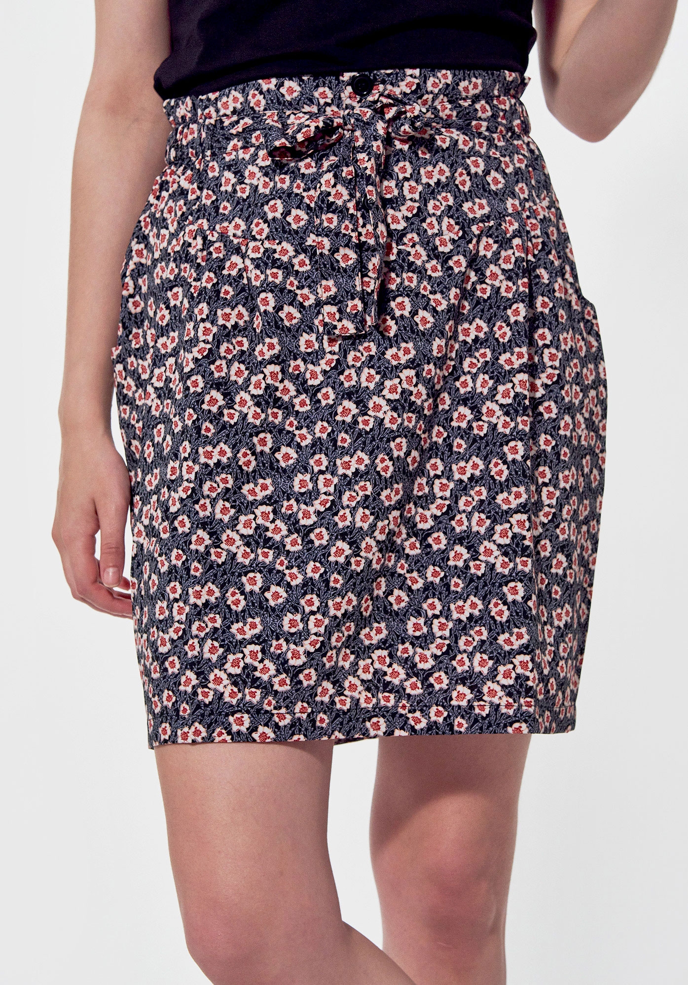 Women s blue floral print skirt Vic Kaporal