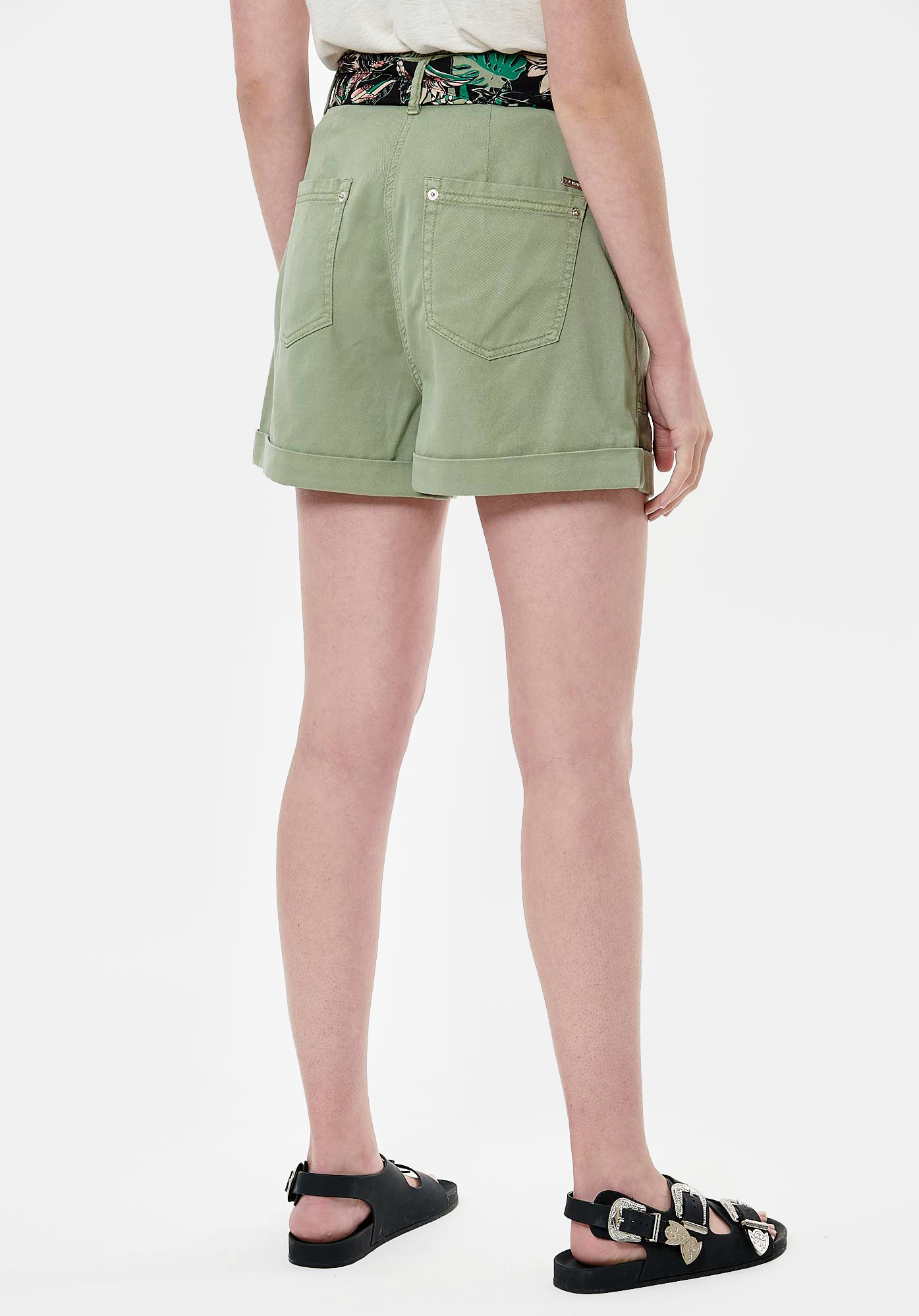 Short femme kaki kaporal store