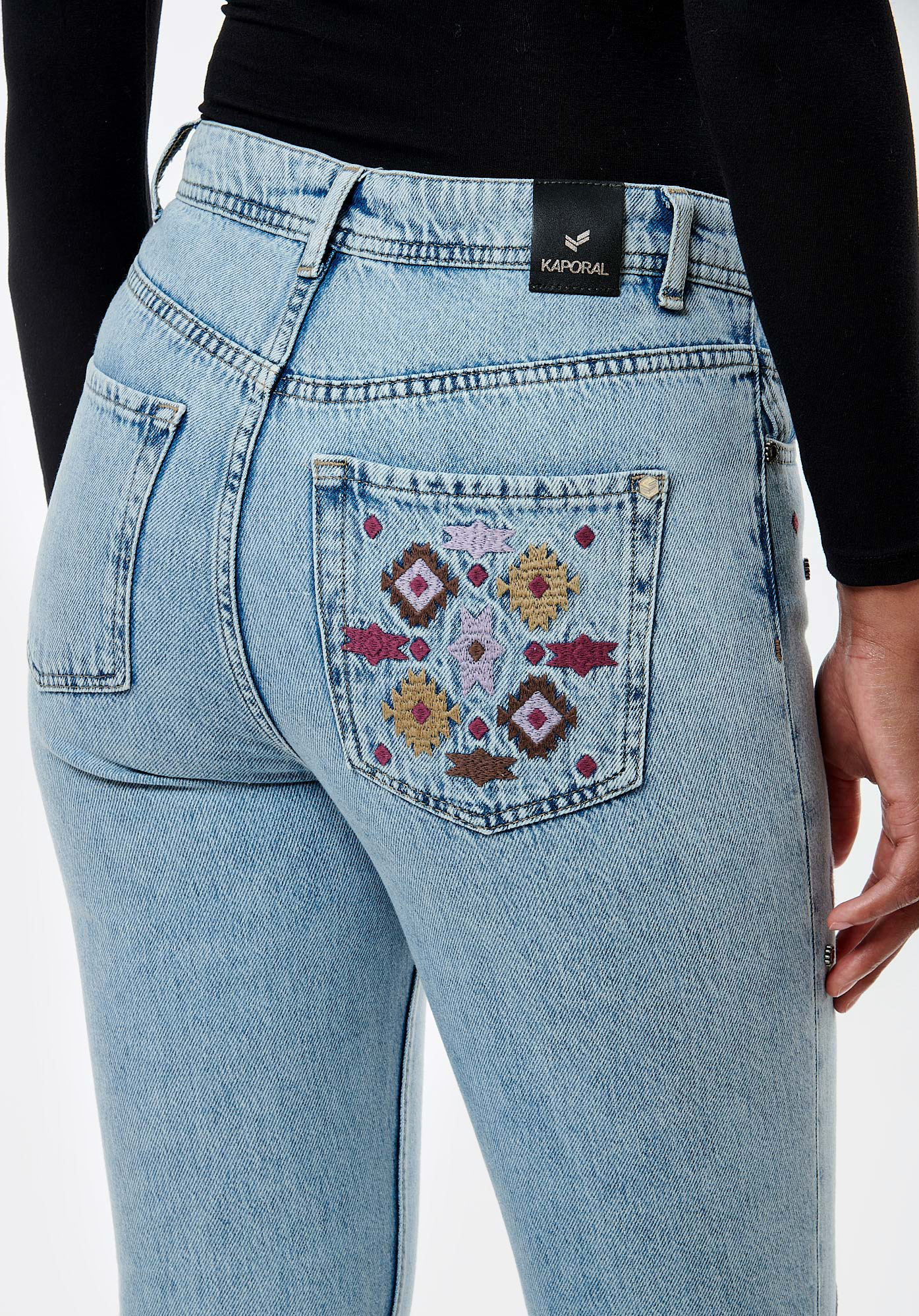 Jeans fantaisie 2025 femme pas cher