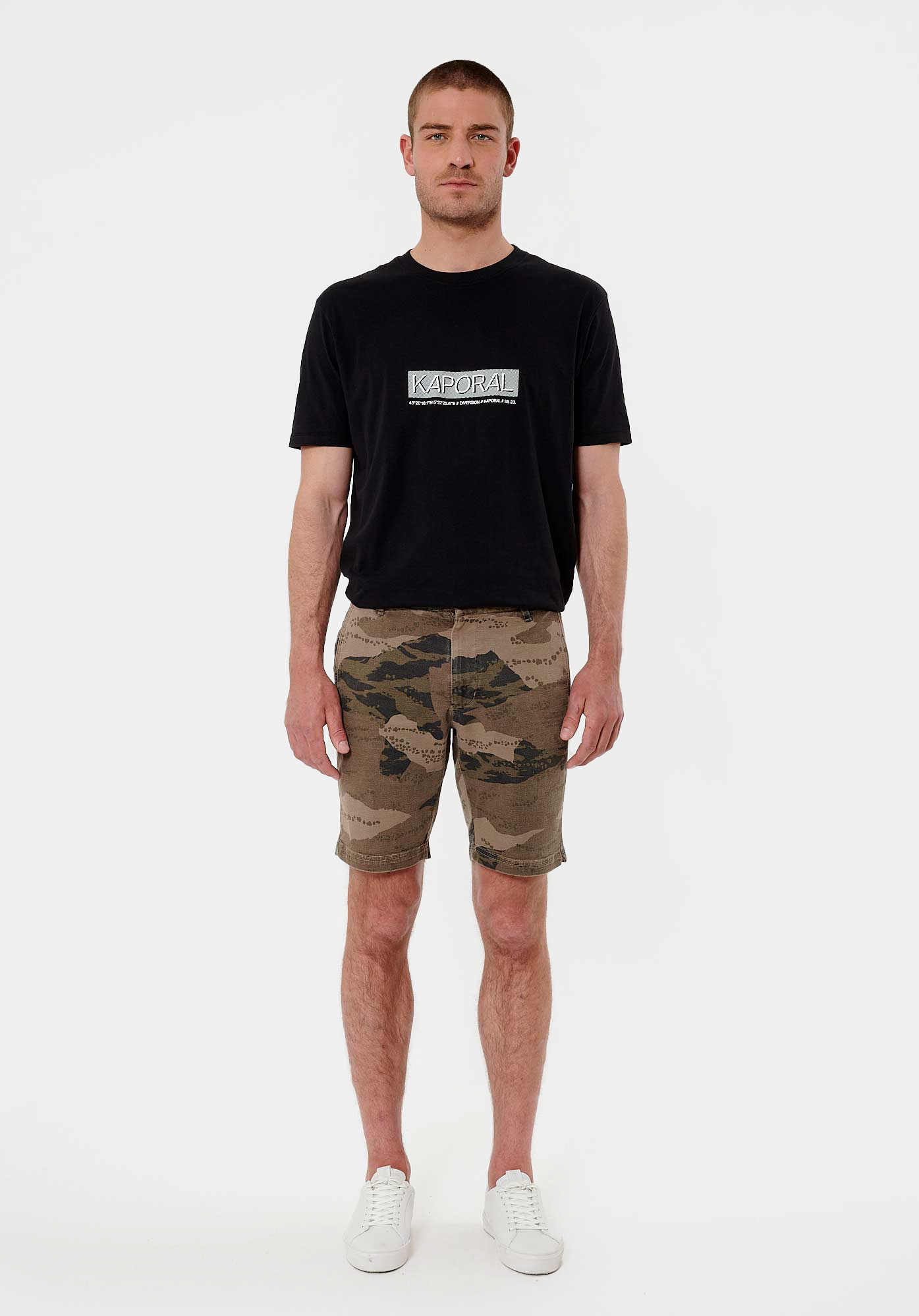 Short slim kaki camouflage Homme Magic Kaporal