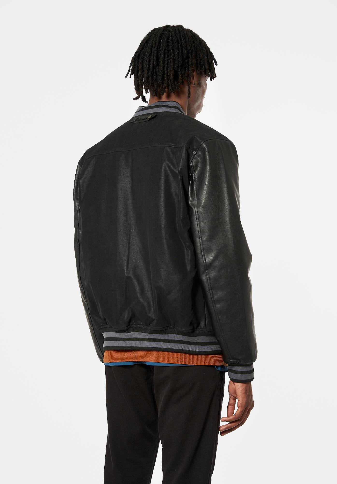 Veste new arrivals en sky